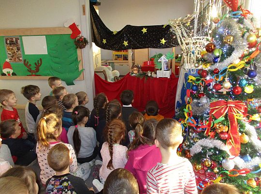 GR III i IV Teatrzyk "Legenda o choince"