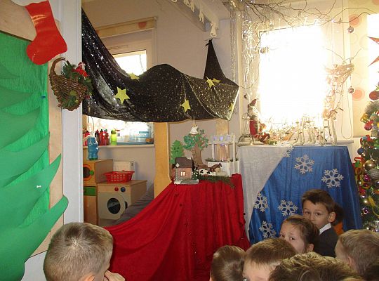 GR III i IV Teatrzyk "Legenda o choince"