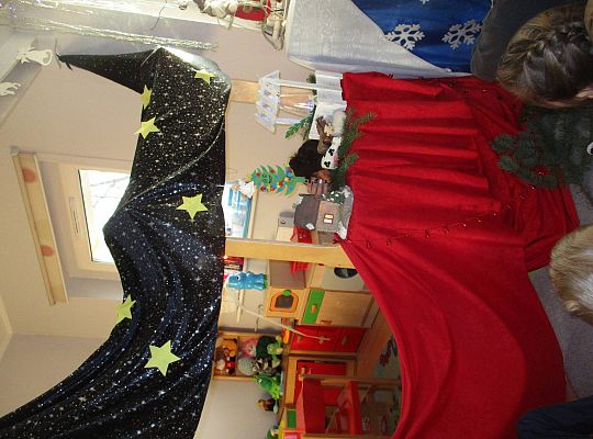 GR III i IV Teatrzyk "Legenda o choince"