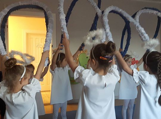 Jasełka w wykonaniu starszaków