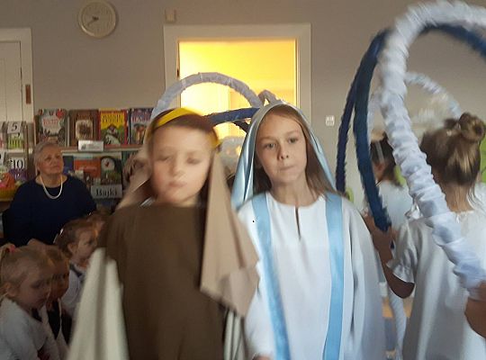 Jasełka w wykonaniu starszaków