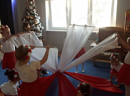 Jasełka w wykonaniu starszaków