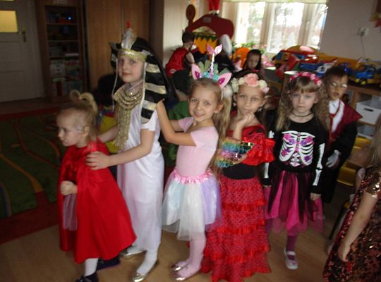 Gr IV Bal Karnawałowy