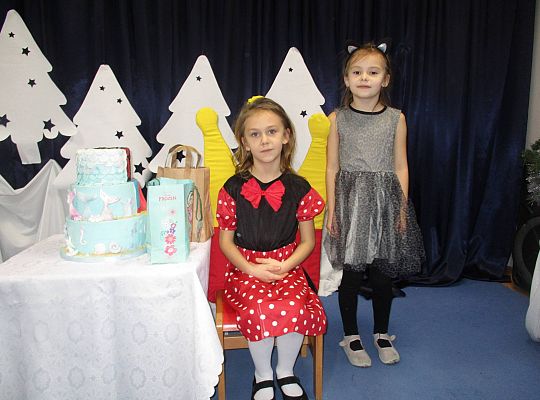 gr IV Urodzinki Niny i Kornelki