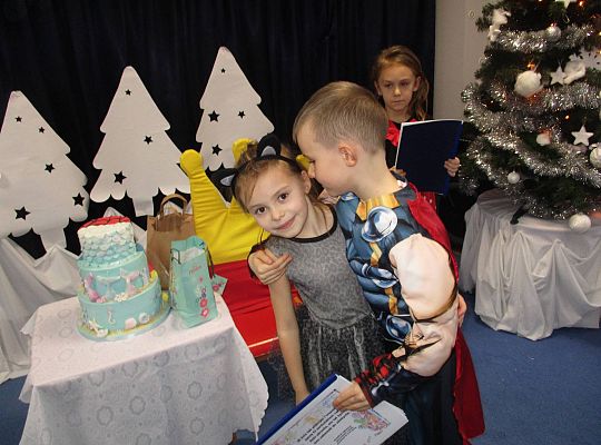 gr IV Urodzinki Niny i Kornelki