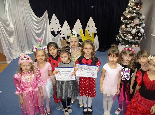 gr IV Urodzinki Niny i Kornelki