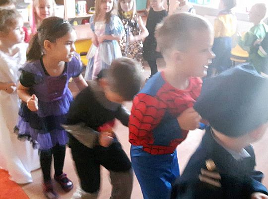 gr III Bal Karnawałowy