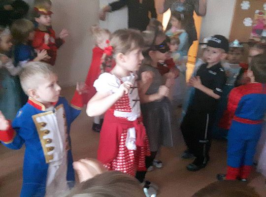 gr III Bal Karnawałowy