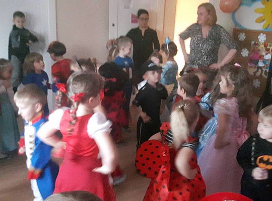 gr III Bal Karnawałowy