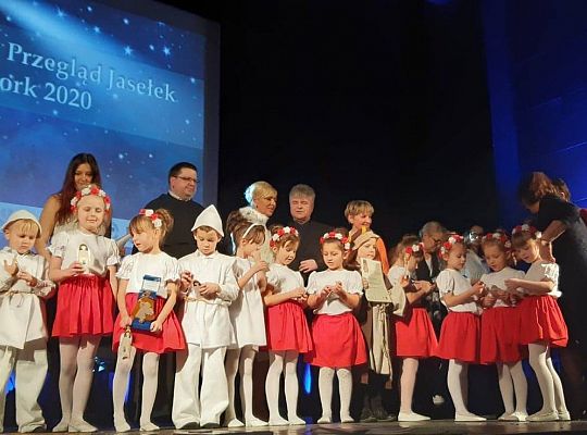 GR IV XVI Miejski Przegląd Jasełek Lębork 2020 oraz rozstrzygnięcie konkursu "Szykowna broszka- to Lęborska maska anioła"
