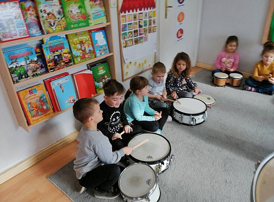 Gr III Zajęcia muzyczne z Panem Wiesławem Karpikiem