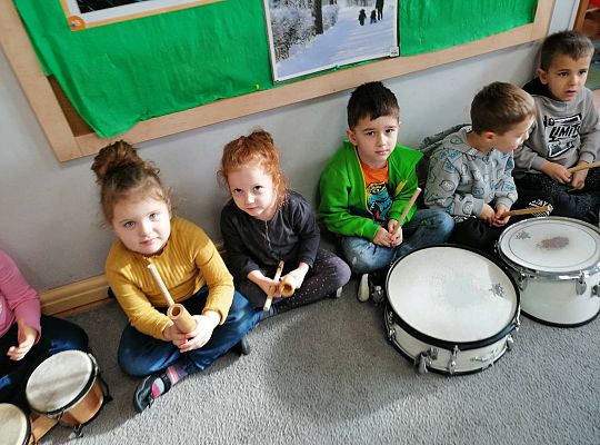Gr III Zajęcia muzyczne z Panem Wiesławem Karpikiem