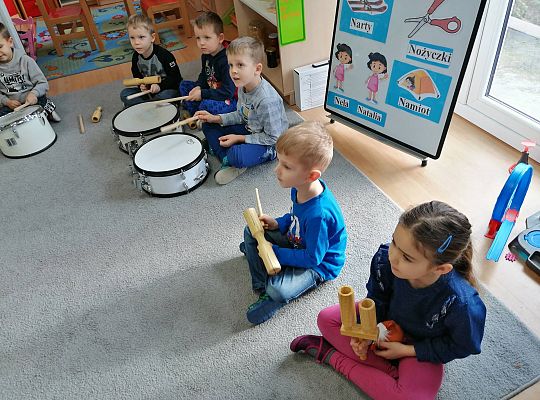 Gr III Zajęcia muzyczne z Panem Wiesławem Karpikiem