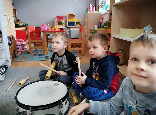 Gr III Zajęcia muzyczne z Panem Wiesławem Karpikiem