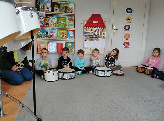 Gr III Zajęcia muzyczne z Panem Wiesławem Karpikiem