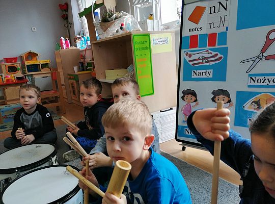 Gr III Zajęcia muzyczne z Panem Wiesławem Karpikiem