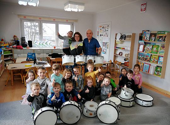 Gr III Zajęcia muzyczne z Panem Wiesławem Karpikiem