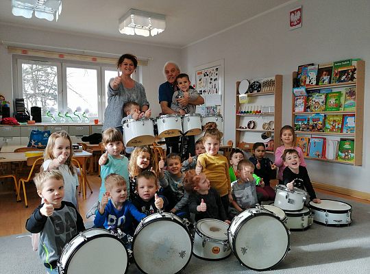 Gr III Zajęcia muzyczne z Panem Wiesławem Karpikiem