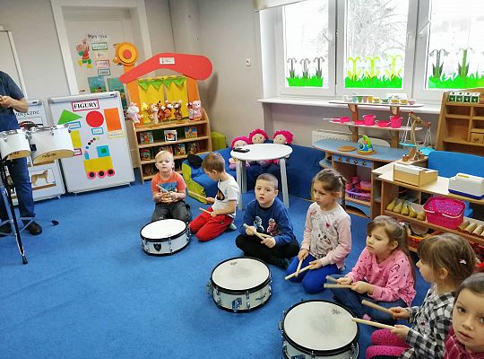 Gr IV zajęcia muzyczne z Panem Wiesławem Karpikiem