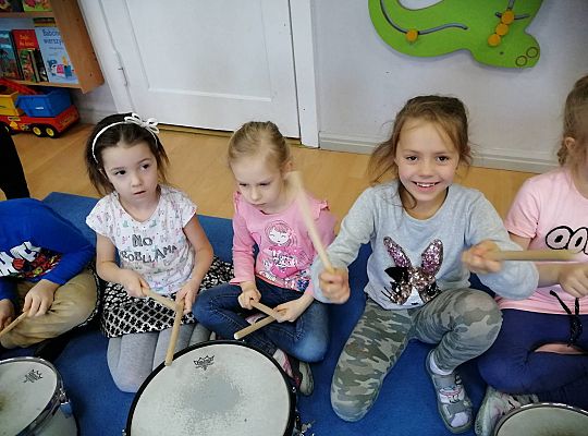 Gr IV zajęcia muzyczne z Panem Wiesławem Karpikiem