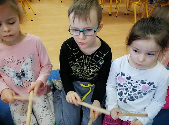 Gr IV zajęcia muzyczne z Panem Wiesławem Karpikiem