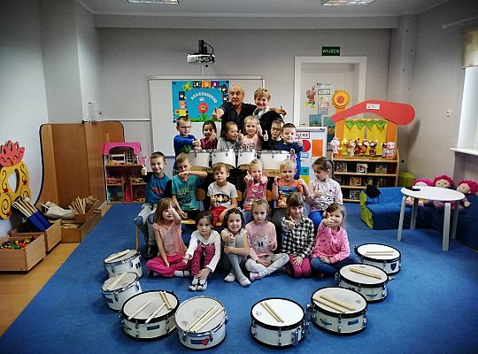 Gr IV zajęcia muzyczne z Panem Wiesławem Karpikiem