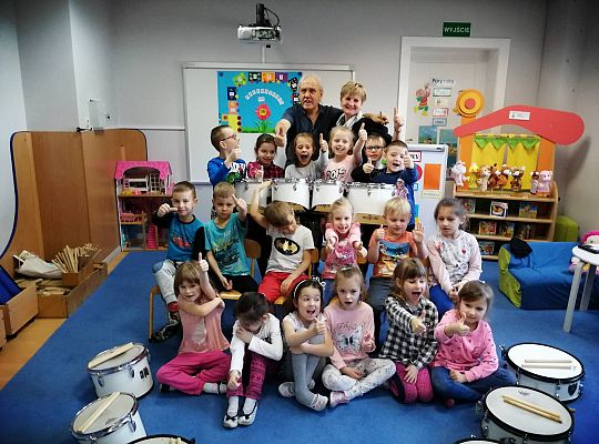 Gr IV zajęcia muzyczne z Panem Wiesławem Karpikiem