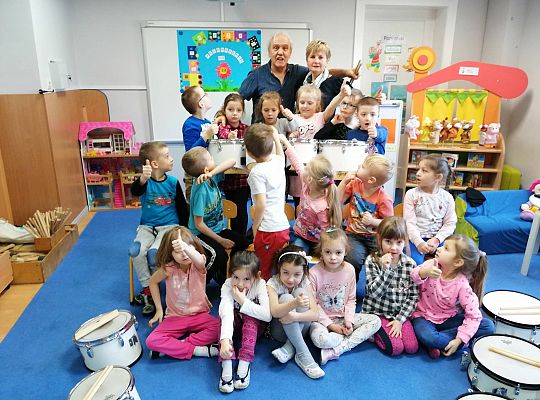 Gr IV zajęcia muzyczne z Panem Wiesławem Karpikiem