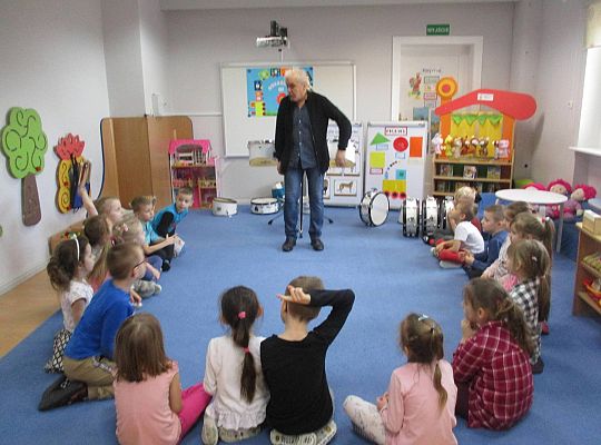 Gr IV zajęcia muzyczne z Panem Wiesławem Karpikiem