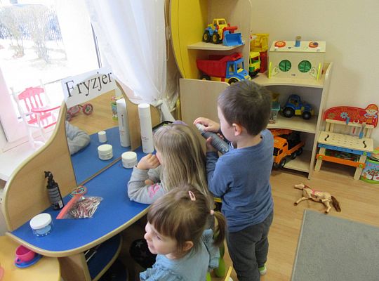 GR II Nasz nowy kącik fryzjerski