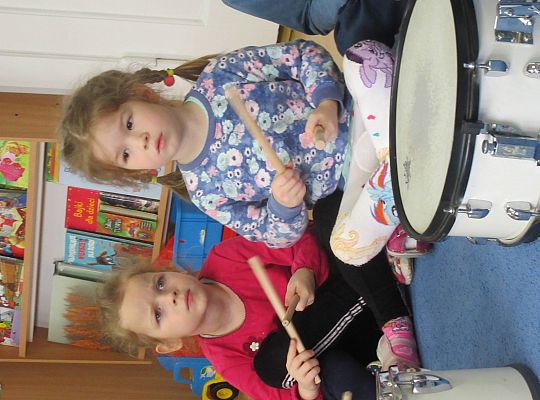 Gr II zajęcia muzyczne z Panem Wiesławem Karpikiem