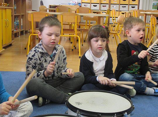 Gr II zajęcia muzyczne z Panem Wiesławem Karpikiem
