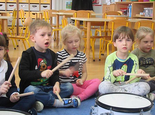 Gr II zajęcia muzyczne z Panem Wiesławem Karpikiem