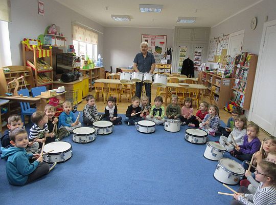 Gr II zajęcia muzyczne z Panem Wiesławem Karpikiem