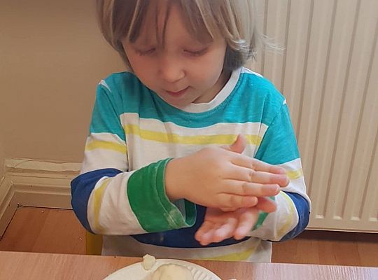 gr I zabawy z masą solną