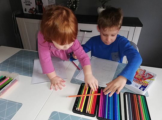 GR III Nauka z rodzicami w domku według podstawy programowej.16.03-20.03 Tydzień-Marcowa pogoda