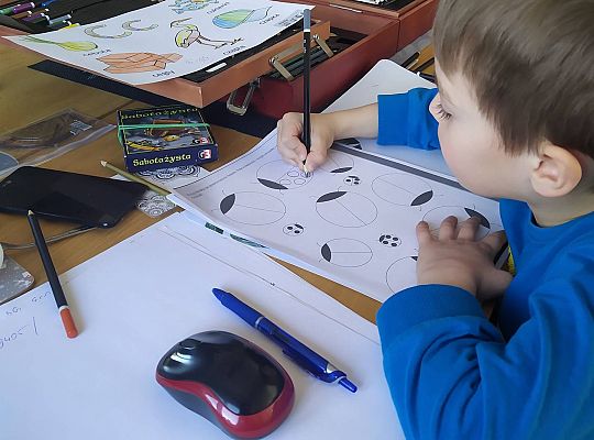 Gr III - tydzień 23.03 - 28.03  temat tygodniowy - "Witamy Wiosnę":