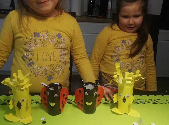 Gr III - tydzień 23.03 - 28.03  temat tygodniowy - "Witamy Wiosnę":