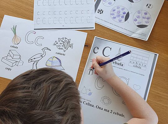 Gr III - tydzień 23.03 - 28.03  temat tygodniowy - "Witamy Wiosnę":