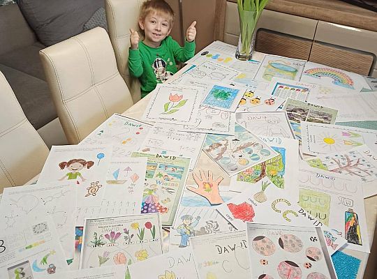 Gr III - tydzień 23.03 - 28.03  temat tygodniowy - "Witamy Wiosnę":