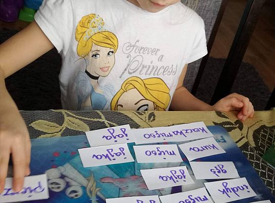 GR IV Fotorelacja z tygodnia "Na wiejskim podwórku"