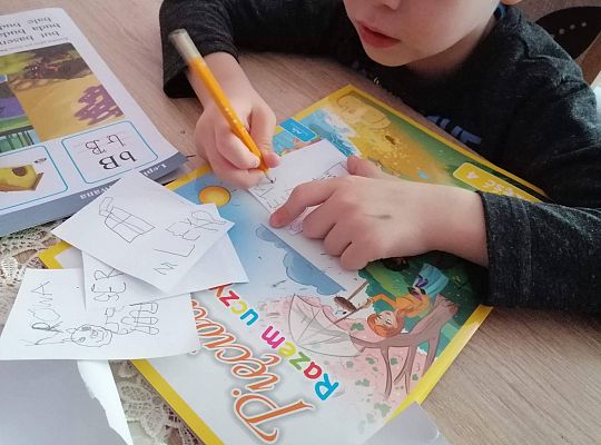 GR IV Fotorelacja z tygodnia "Na wiejskim podwórku"