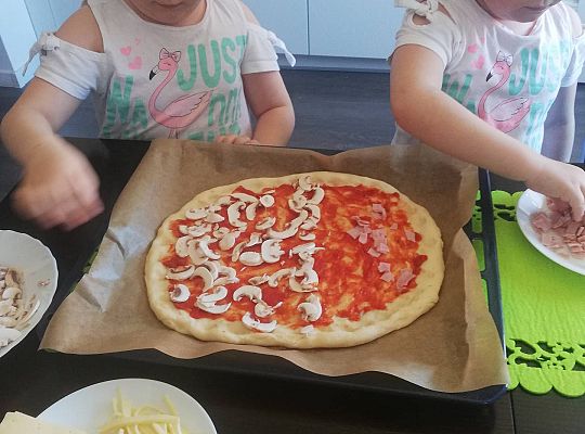 GR III tydzień 20.04-24.04 "Skąd bierzemy pieniądze"