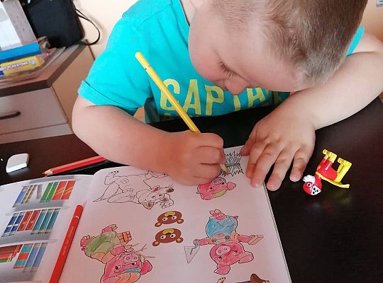 GR III tydzień 27.04-30.04- Książka moim przyjacielem