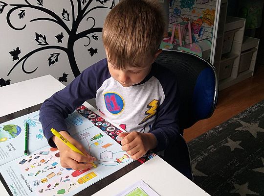 GR III tydzień 11.05-15.05 "Ziemię mamy tylko jedną"