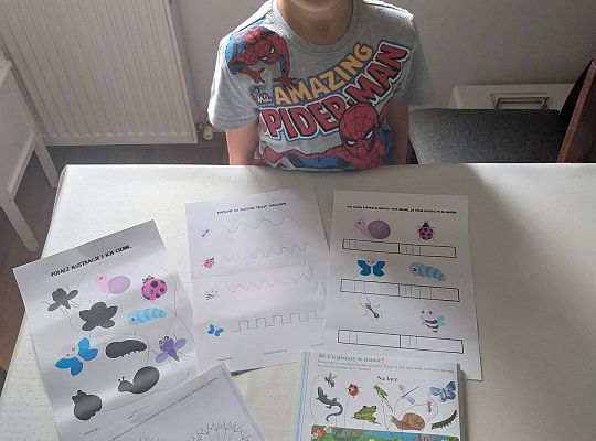 GR III tydzień 08.06-12.06 " Co piszczy w trawie"