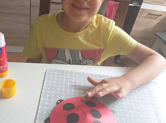 GR III tydzień 08.06-12.06 " Co piszczy w trawie"