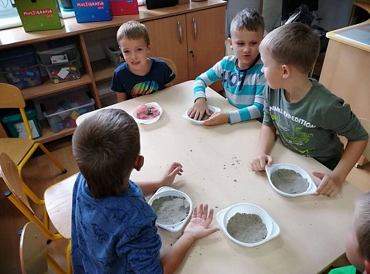 GR IV  Robimy piasek kinetyczny