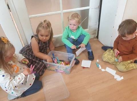 Gr I Pierwsze dni Maluszków w przedszkolu