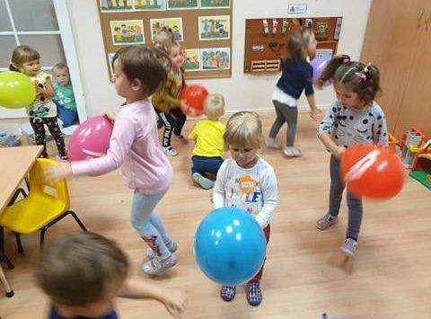 Gr I Pierwsze dni Maluszków w przedszkolu